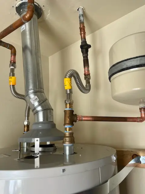Water heater installation and plumbing repair in Clay Ridge